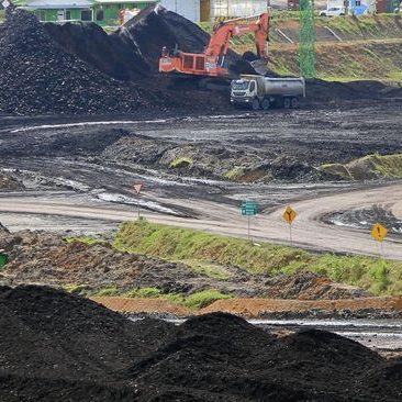 Pemerintah memberikan banyak insentif ke pengusaha batu bara yang mau melakukan hilirisasi di dalam negeri, salah satunya bayar royalti 0 persen. Ilustrasi. (ANTARA FOTO/SYIFA YULINNAS).