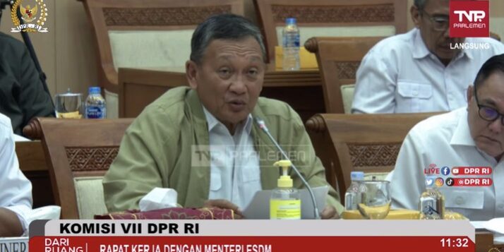 menteri-energi-dan-sumber-daya-mineral-esdm-arifin-tasrif-saat-menyampaikan-laporan-raker-dengan-komisi-vii-dpr-ri-3_169 Foto: Menteri Energi dan Sumber Daya Mineral (ESDM), Arifin Tasrif saat menyampaikan laporan RAKER dengan KOMISI VII DPR RI. (Tangkapan Layar Youtube Komisi VII DPR RI Channel)