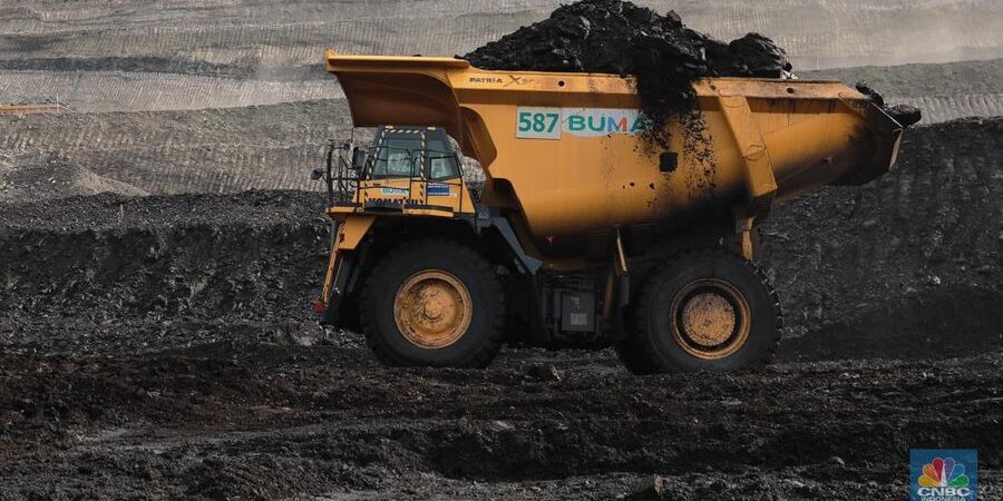 aktivitas-pertambangan-batubara-milik-bayan-resources-di-tabangpakar-kalimantan-jumat-17112023-cnbc-indonesiamuhammad-sabki-24_169 Foto: Aktivitas pertambangan batubara milik Bayan Resources di Tabang/Pakar, Kalimantan, Jumat (17/11/2023). (CNBC Indonesia/Muhammad Sabki)
